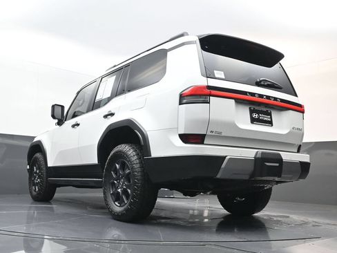 Used 2024 Lexus GX 550 AWD/4WD image 29