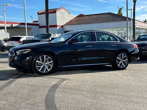 New 2026 Mercedes-Benz E 350 4MATIC Sedan image 8