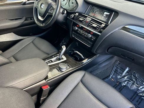 Used 2017 BMW X3 sDrive28i RWD image 17