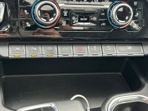 Used 2023 GMC Sierra 1500 Denali w/ Denali Reserve Package image 31