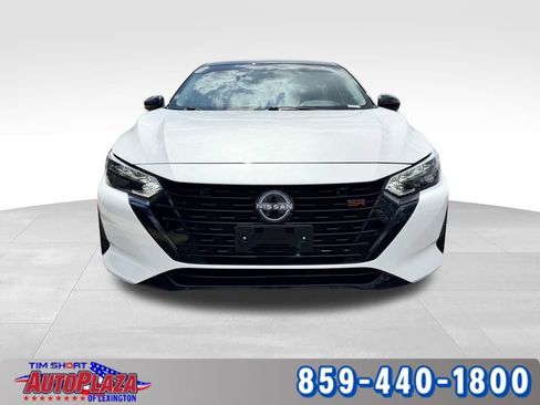 Used 2025 Nissan Sentra SR w/ Midnight Edition FWD image 7