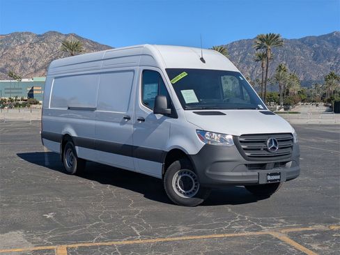 New 2024 Mercedes-Benz Sprinter 3500 image 16