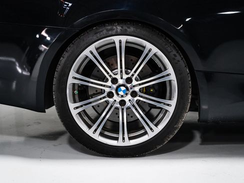 Used 2011 BMW M3 Convertible RWD image 11