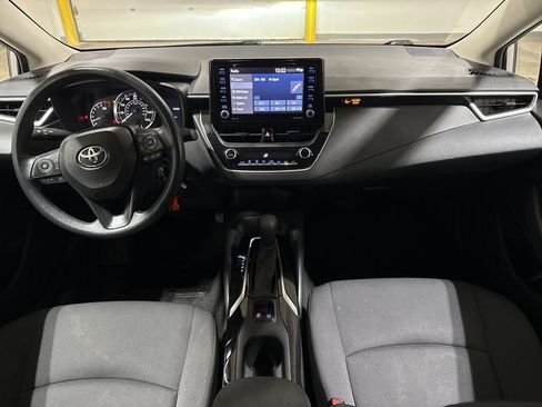 Used 2022 Toyota Corolla LE FWD image 10