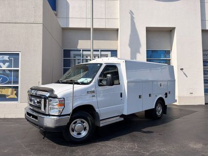 Used 2013 Ford E-350 and Econoline 350 Super Duty w/ PWR Locks & Windows Group