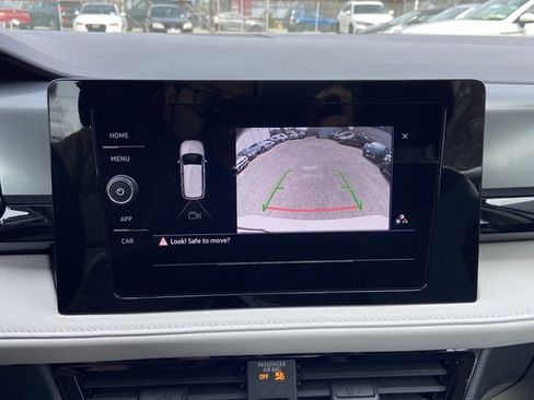 Used 2025 Volkswagen Taos S image 19