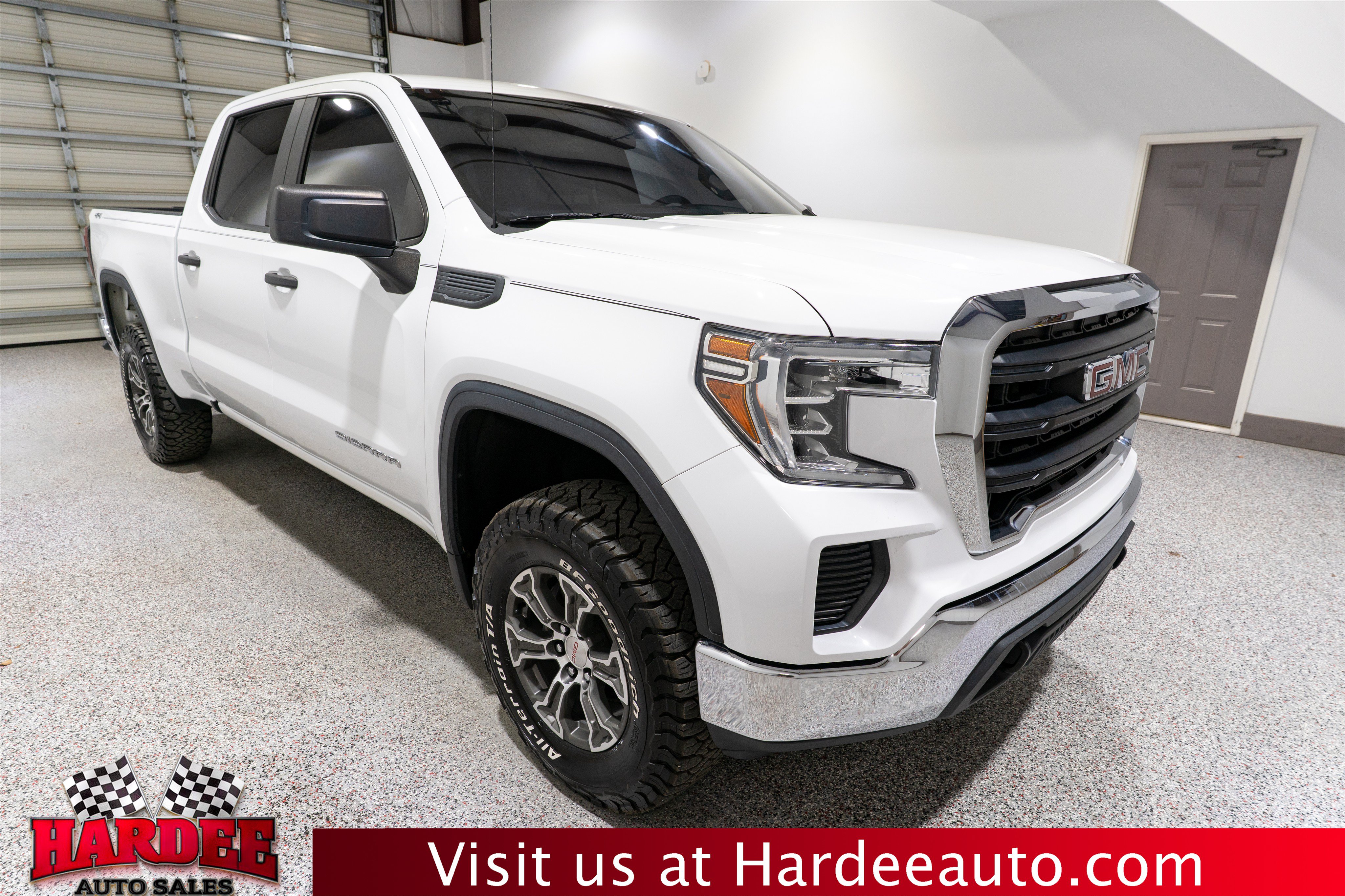 Used 2020 GMC Sierra 1500 4x4 Crew Cab w/ Sierra Value Package image 6