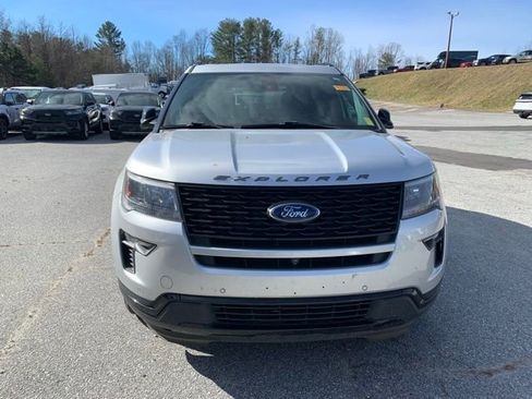 Used 2018 Ford Explorer Sport w/ Equipment Group 401A image 7