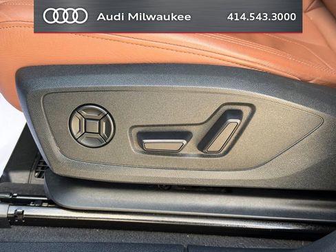 Certified 2023 Audi Q3 2.0T Premium Plus w/ Premium Plus Package AWD/4WD image 23