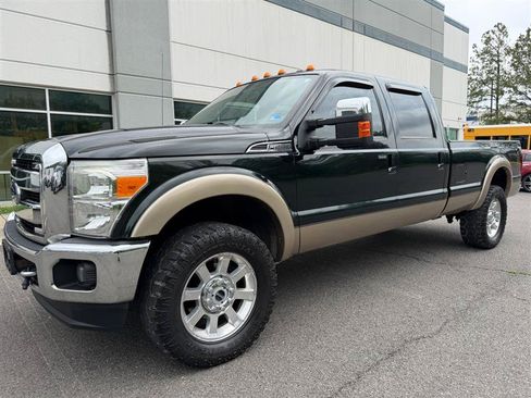 Used 2014 Ford F250 Lariat w/ Chrome Package AWD/4WD image 3