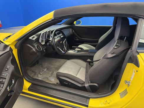 Used 2013 Chevrolet Camaro LT image 13
