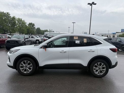 Used 2024 Ford Escape Active AWD/4WD image 6