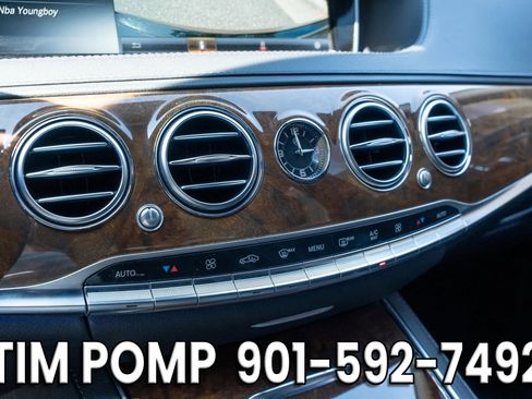 Used 2017 Mercedes-Benz S 550 Sedan image 23