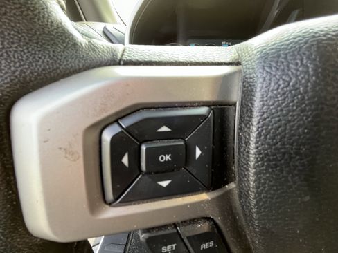 Used 2018 Ford F250 Lariat image 18