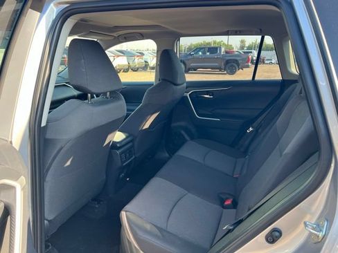 Used 2025 Toyota RAV4 XLE w/ Convenience Package AWD/4WD image 29