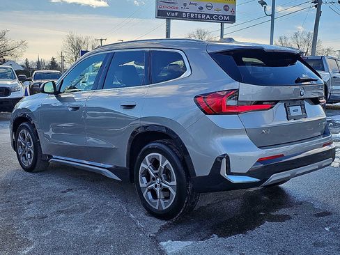 Used 2025 BMW X1 xDrive28i image 4