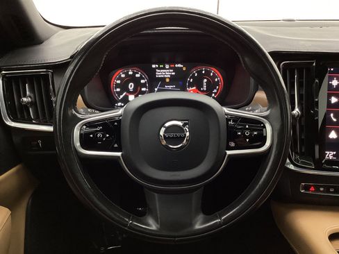 Used 2018 Volvo S90 T6 Inscription image 30