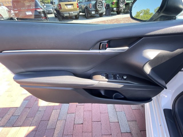 Used 2023 Toyota Camry XSE w/ Navigation Package FWD image 10