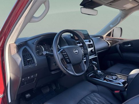 Used 2024 Nissan Armada Platinum w/ Captain's Chairs Package image 27