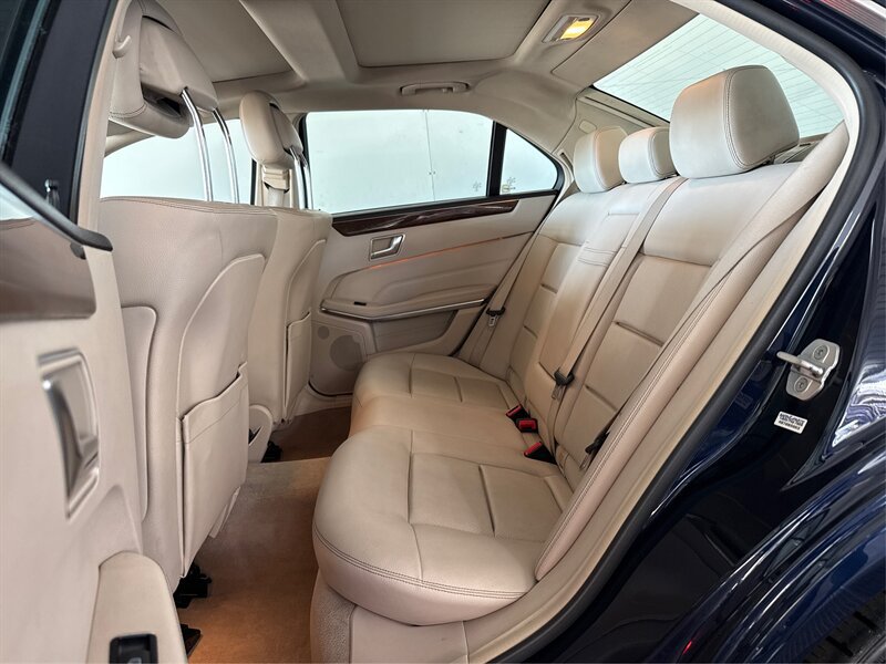 Used 2014 Mercedes-Benz E 350 Sedan image 10