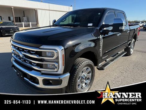Used 2025 Ford F250 Lariat w/ Chrome Package image 1