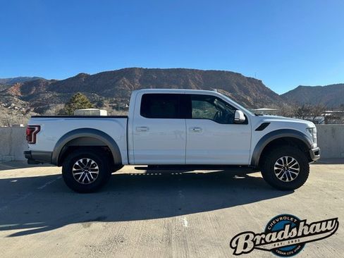 Used 2019 Ford F150 Raptor w/ Equipment Group 802A Luxury image 3