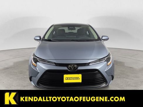 Used 2023 Toyota Corolla LE FWD image 8