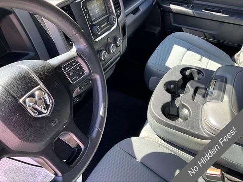 Used 2019 RAM 1500 Express w/ Express Value Package AWD/4WD image 12