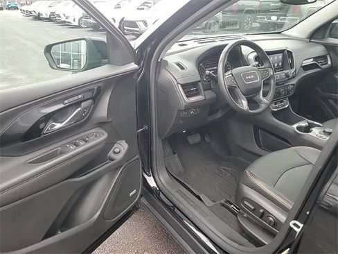 Used 2022 GMC Terrain AT4 w/ Infotainment Package II image 11