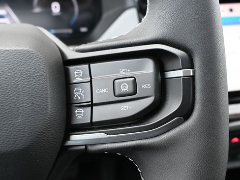 New 2026 Jeep Cherokee Limited AWD/4WD image 13