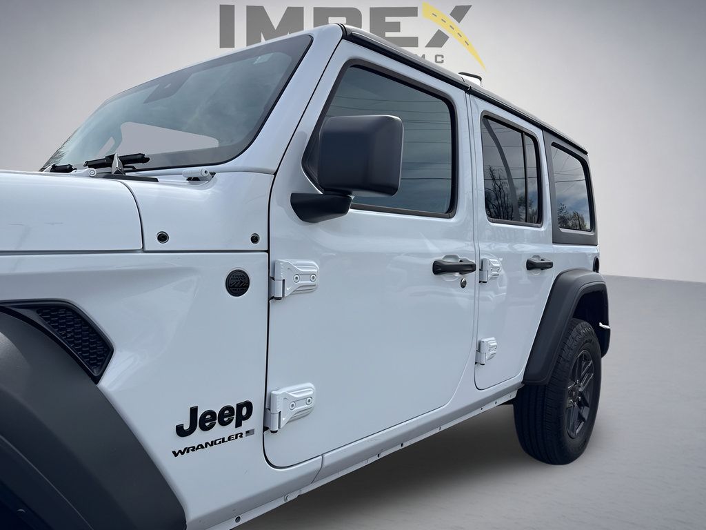 Used 2025 Jeep Wrangler Unlimited Sport AWD/4WD image 35