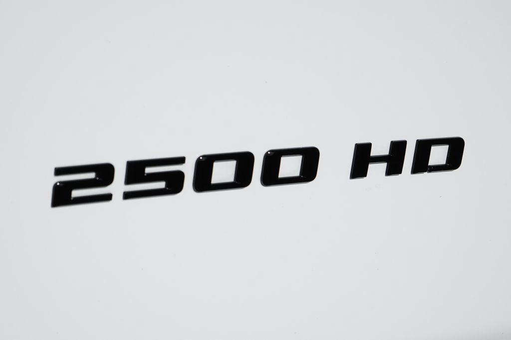 Used 2022 Chevrolet Silverado 2500 LTZ w/ LTZ Plus Package AWD/4WD image 54