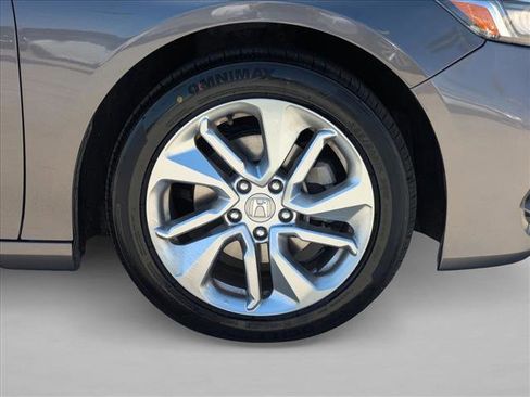 Used 2018 Honda Accord LX image 23