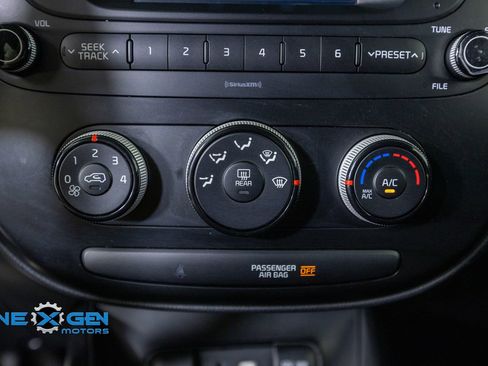 Used 2018 Kia Soul FWD image 21