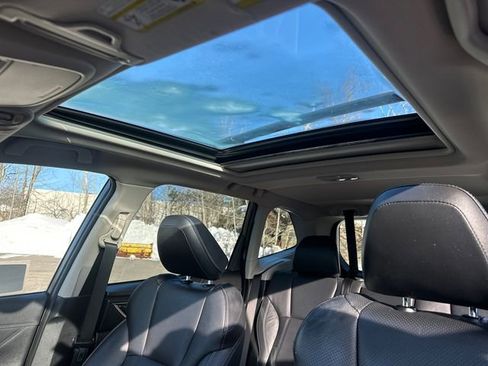 Used 2021 Subaru Forester Limited image 34