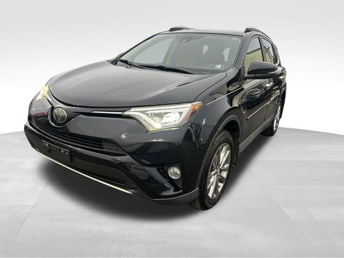 Used 2017 Toyota RAV4 Limited image 3