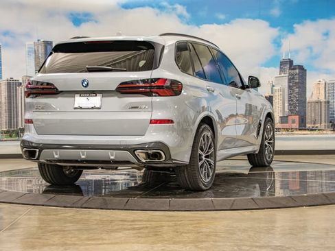 Used 2024 BMW X5 xDrive50e w/ M Sport Package AWD/4WD image 8