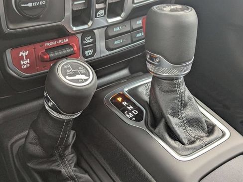 New 2026 Jeep Wrangler Unlimited Rubicon AWD/4WD image 16