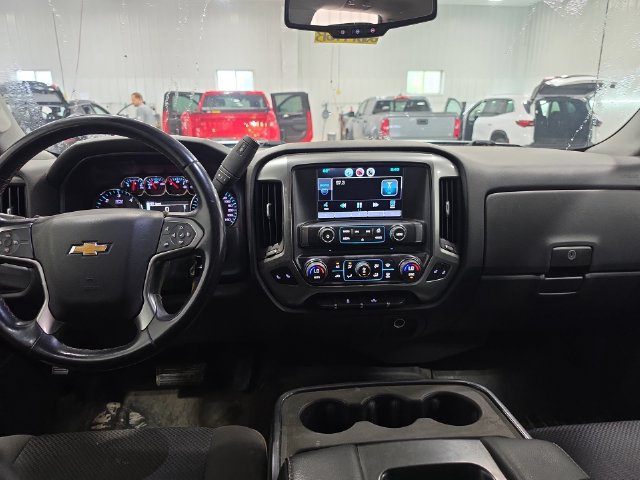 Used 2015 Chevrolet Silverado 3500 LT w/ LT Convenience Package AWD/4WD image 4