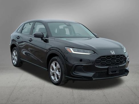 Used 2023 Honda HR-V LX image 8