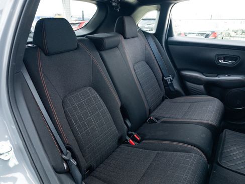 Used 2024 Honda HR-V Sport image 17