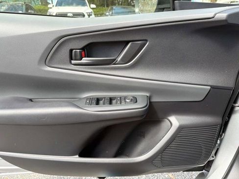 Used 2025 Toyota Prius LE image 7