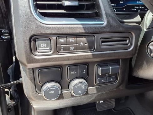 Used 2024 Chevrolet Tahoe RST w/ Luxury Package RWD image 21