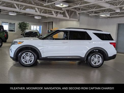 Used 2023 Ford Explorer XLT AWD/4WD image 5
