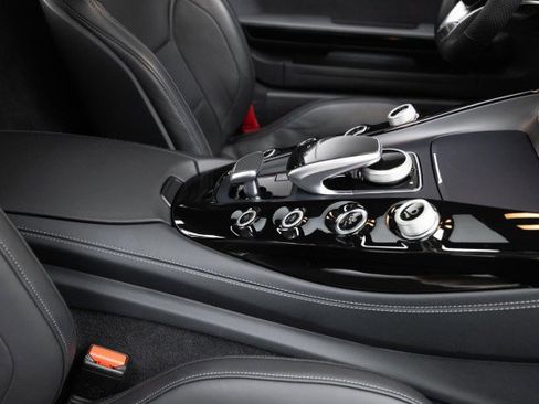 Used 2017 Mercedes-Benz AMG GT Coupe image 22
