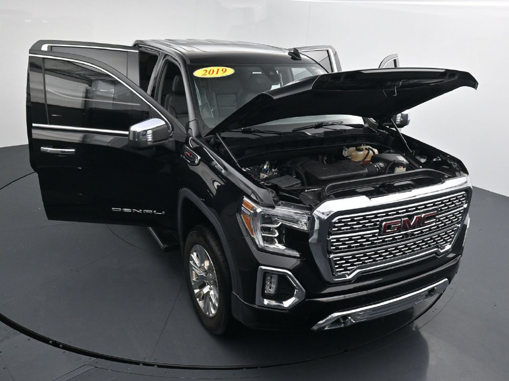 Used 2019 GMC Sierra 1500 Denali w/ Denali Ultimate Package AWD/4WD image 35