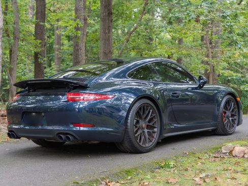Used 2016 Porsche 911 Carrera GTS RWD image 5