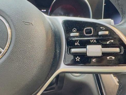 Used 2019 Mercedes-Benz C 300 Sedan image 30