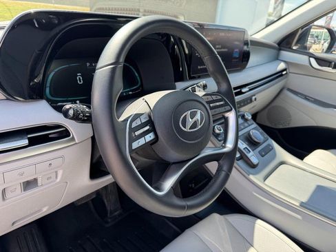Used 2023 Hyundai Palisade SEL image 15