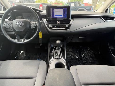 Used 2024 Toyota Corolla LE image 11